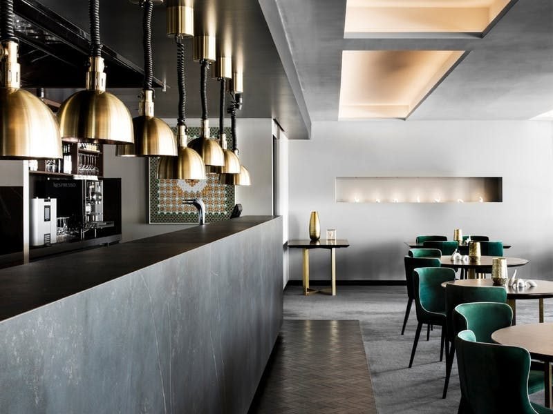 bar lounge bar lounge
